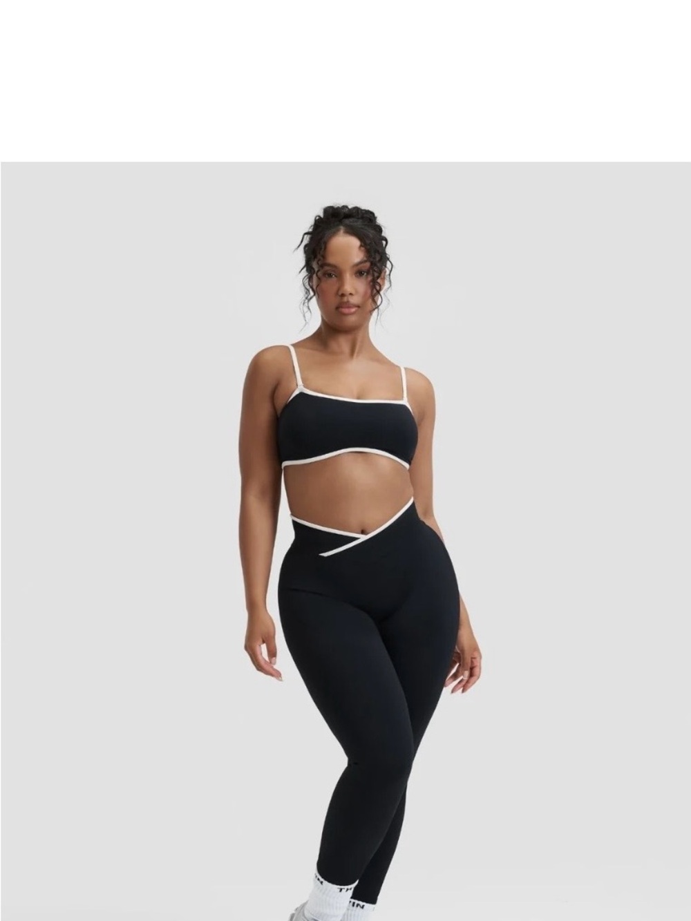Thrivin-Elevate V-Waist scrunch Leggings, hight compression,seamless, bum lift